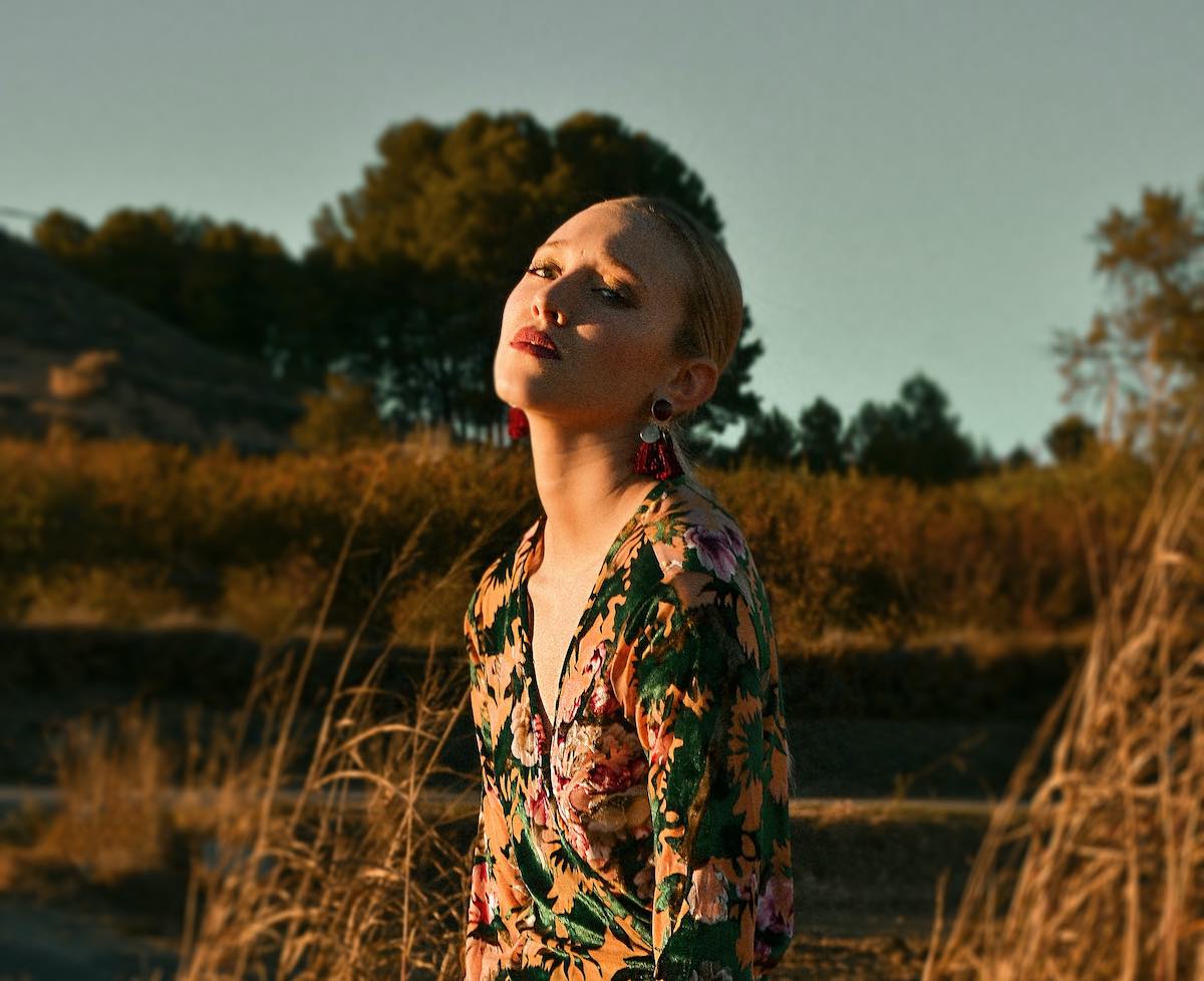fashion portrait of model in nature.