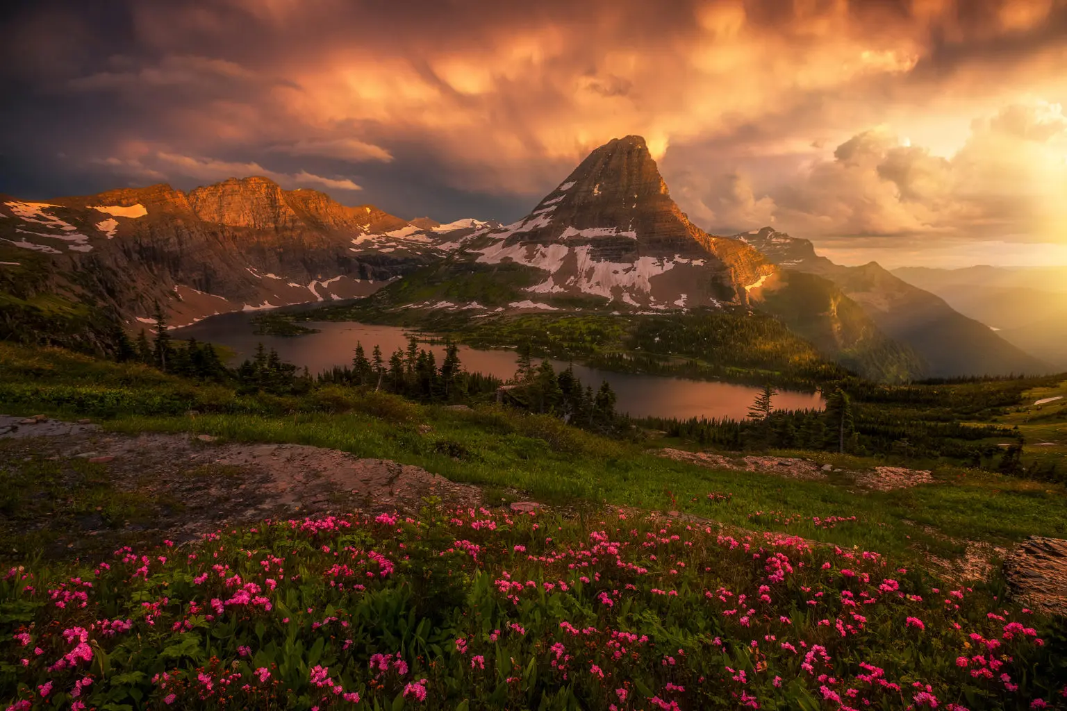 26 Famous Landscape Photographers To Follow For Inspiration
