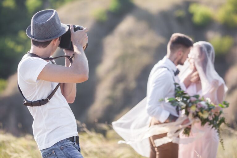The Best Camera Settings for Wedding Photography
