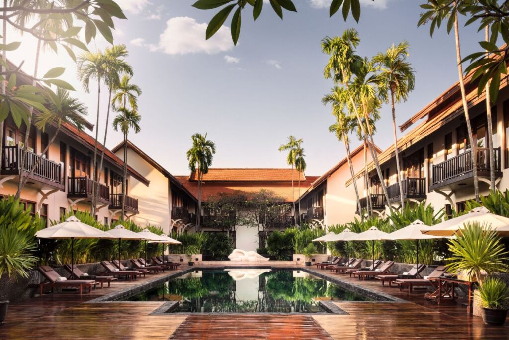 An image of a luxury pool by Bruce Vincentiis
