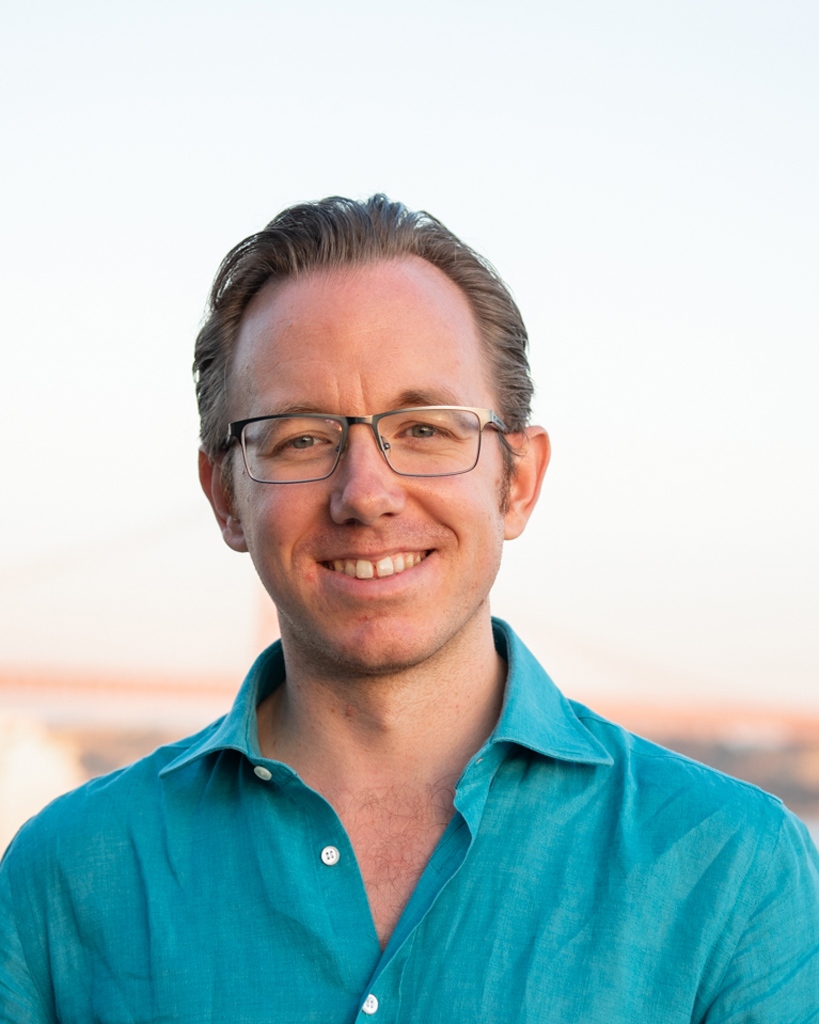 A portrait of Nico Trinkhaus.